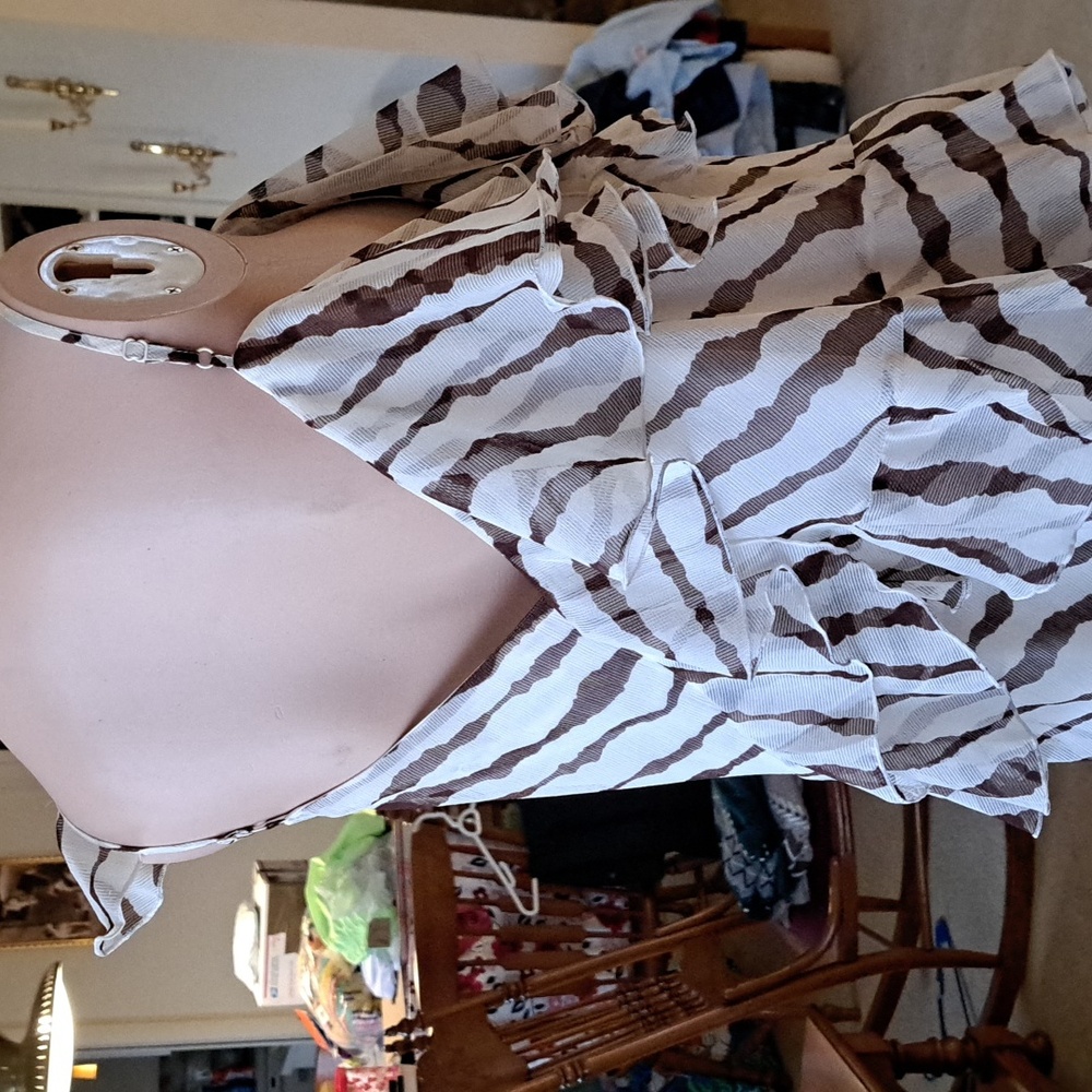 FLASH SALE Future Collective jenee Naylor XL - Picture 4 of 8